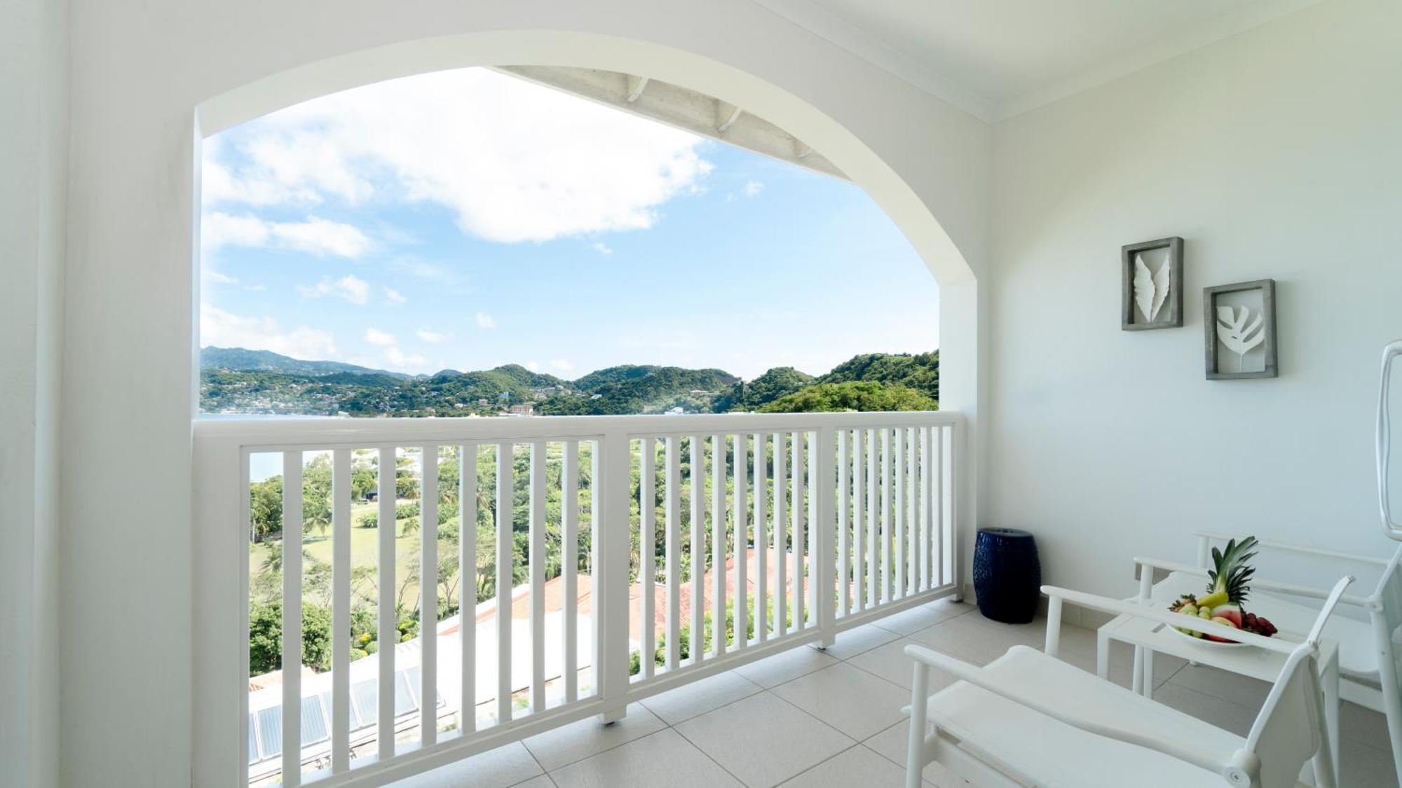 Mount Cinnamon Resort & Beach Club St. George's Экстерьер фото